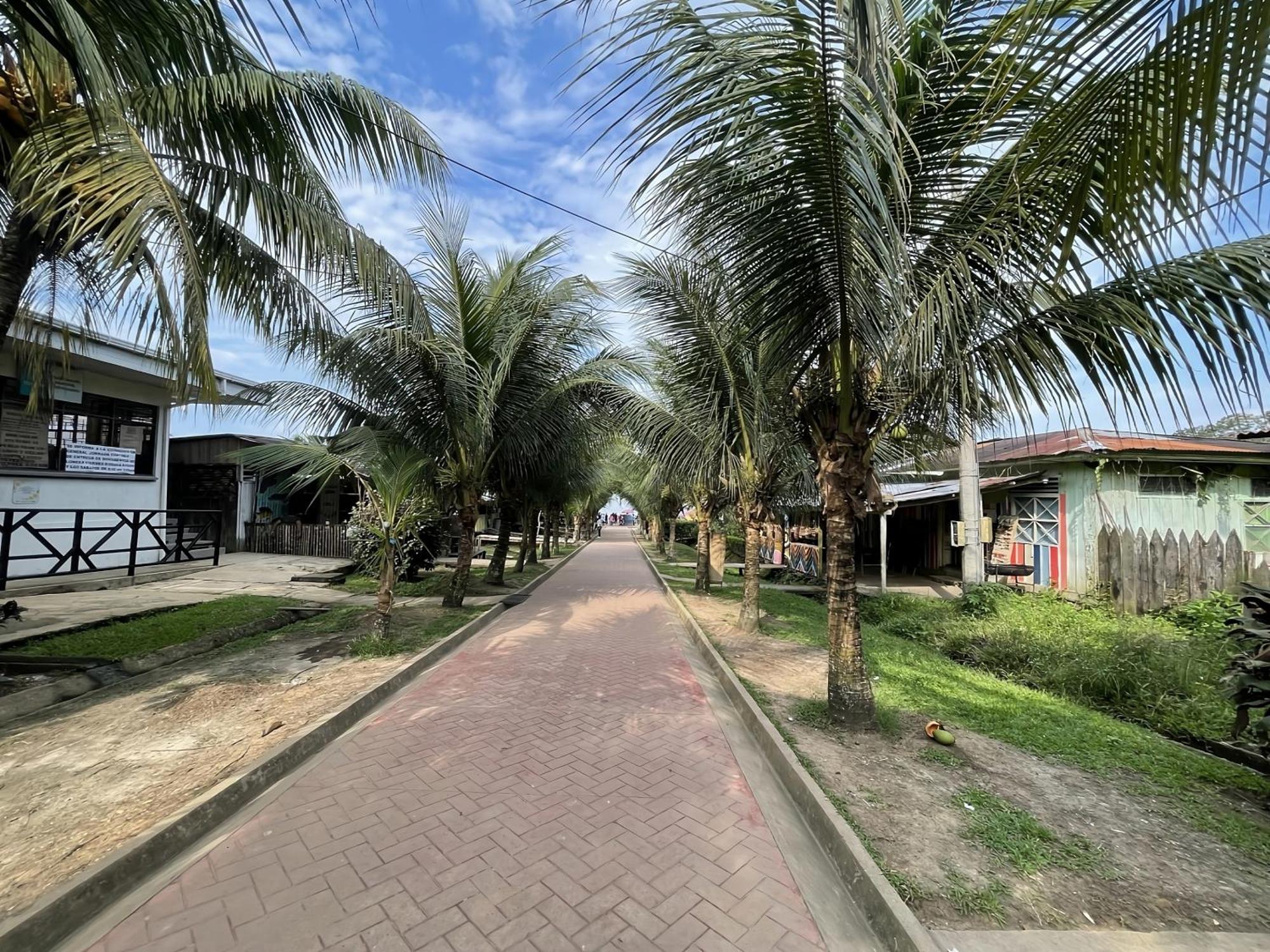 Hotel Maiku Amazonas Puerto Nariño Exteriér fotografie